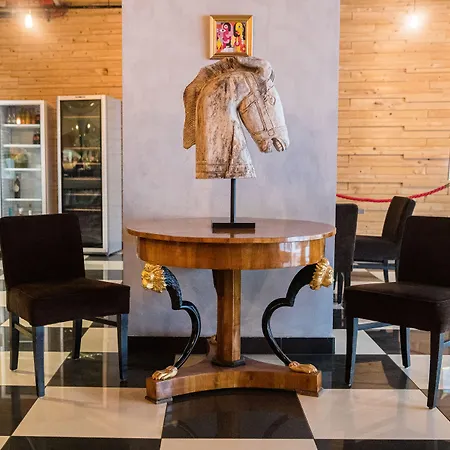 Di Verdi Imperial Hotel