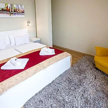 Di Verdi Imperial מלון 4*