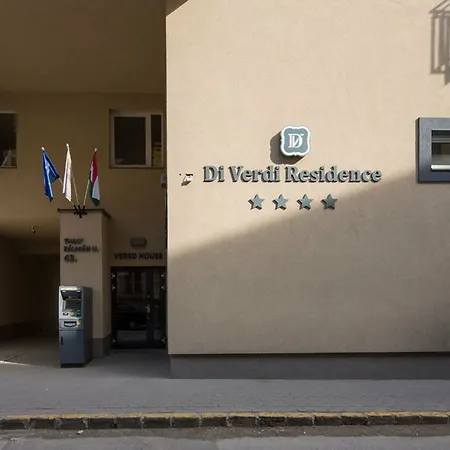 Di Verdi Imperial מלון