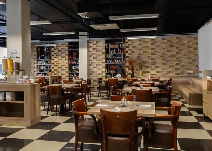 Di Verdi Imperial Hotel